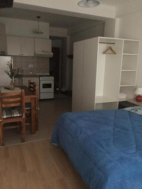 Appartamento Acogedor Monoambiente Con Parking Neuquén Esterno foto