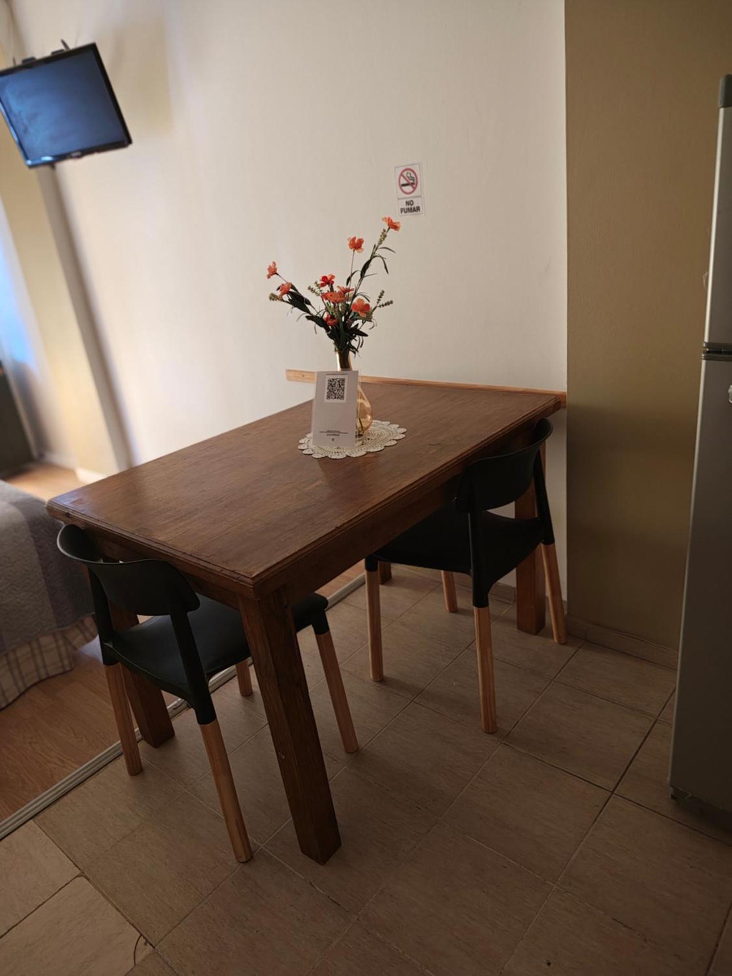 Appartamento Acogedor Monoambiente Con Parking Neuquén Esterno foto